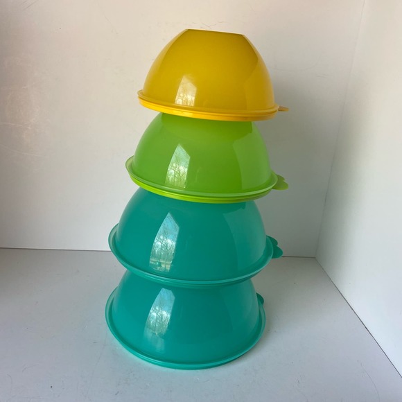 Tupperware Wonderlier Bowls Set of 4 with lids New! NIP - Picture 8 of 8